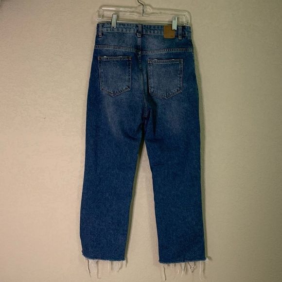 Zara Distressed Jeans - Picture 5 of 12